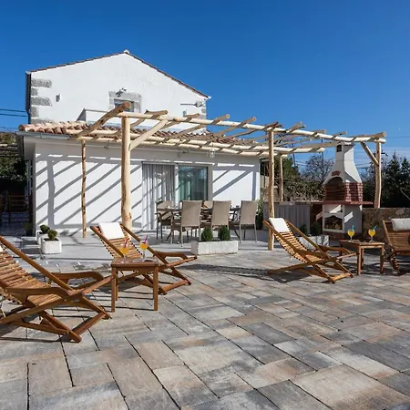 Villa Elm *